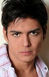 César Navarro