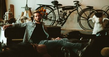 Troy Baker