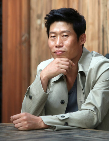 Yoo Hae-jin