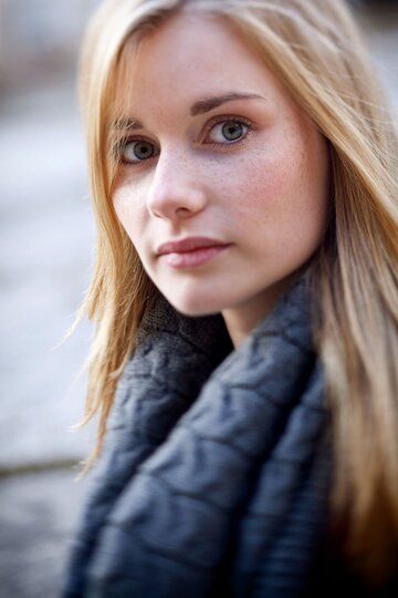 Anna Hausburg
