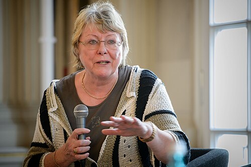 Barbara Junge