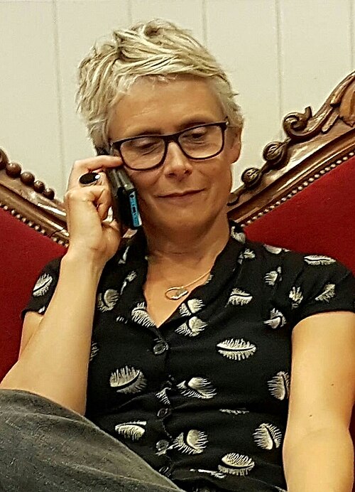 Кэти Митчелл