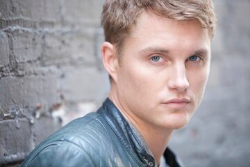 Toby Hemingway