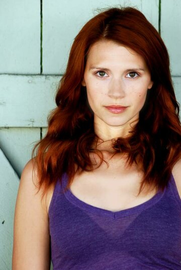 Julie McNiven