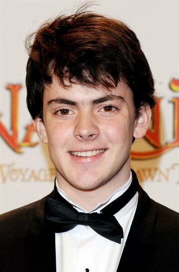 Skandar Keynes