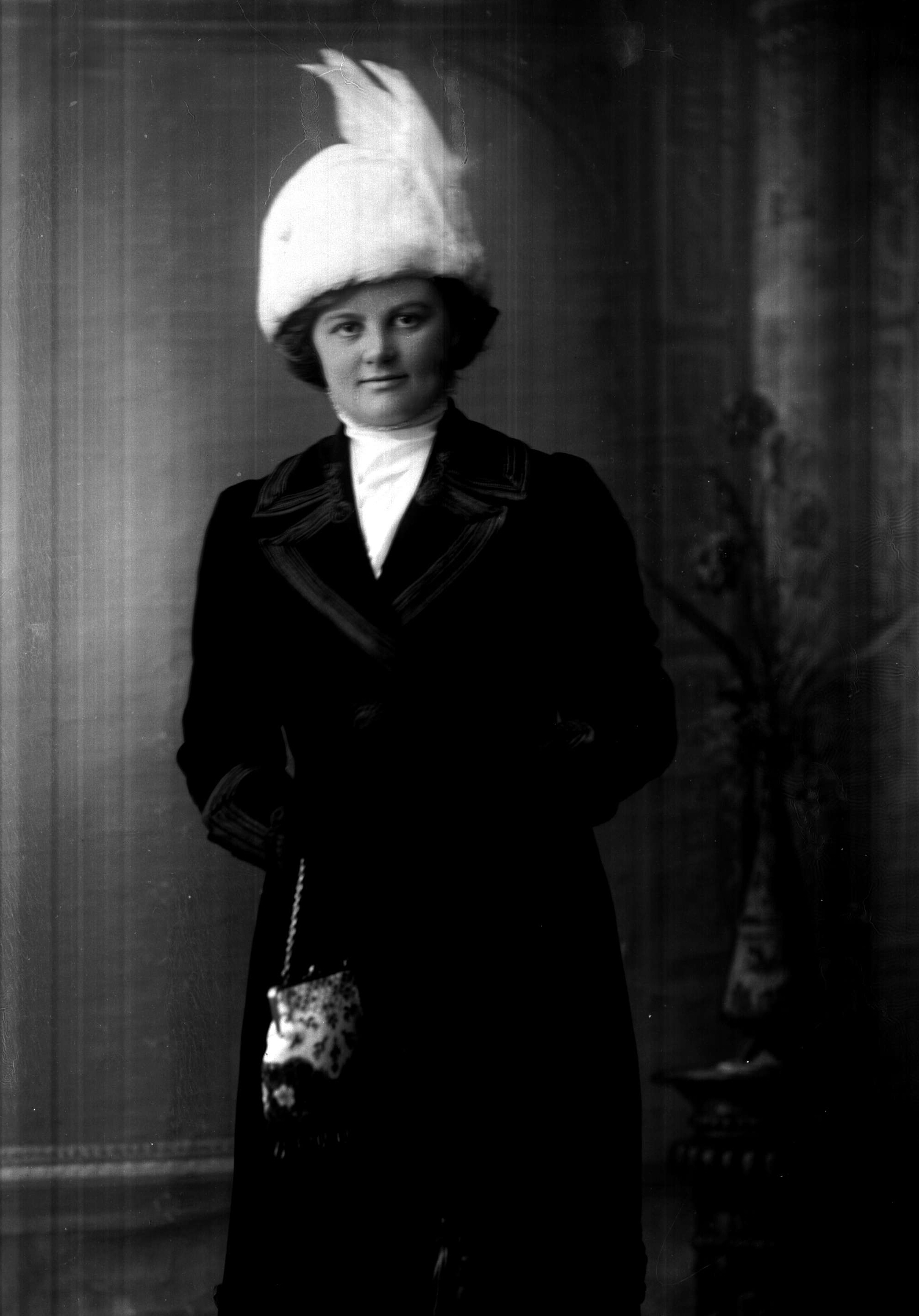 Эрна Шёен