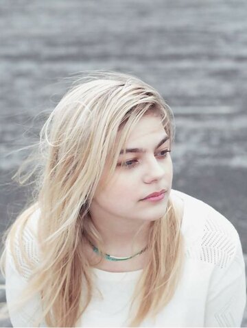 Louane Emera