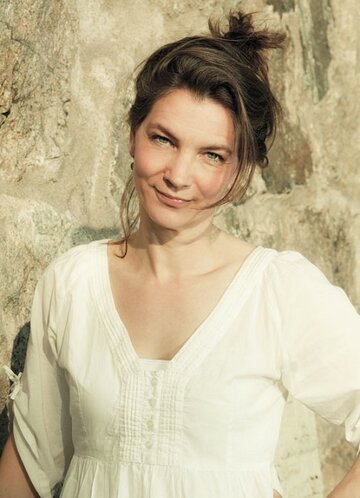Angela Kovacs