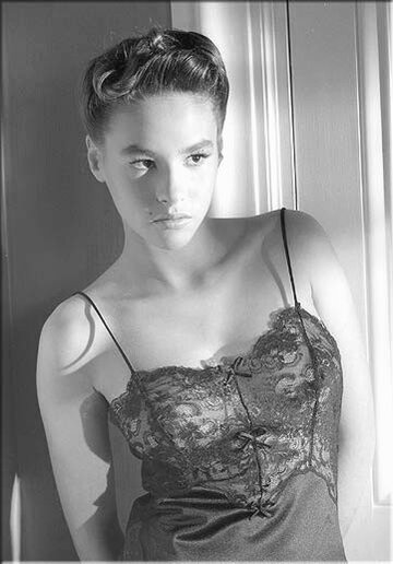 Vanessa Demouy