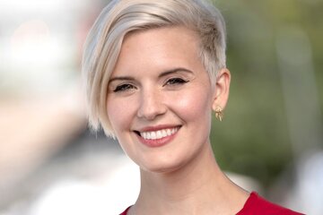 Maggie Grace