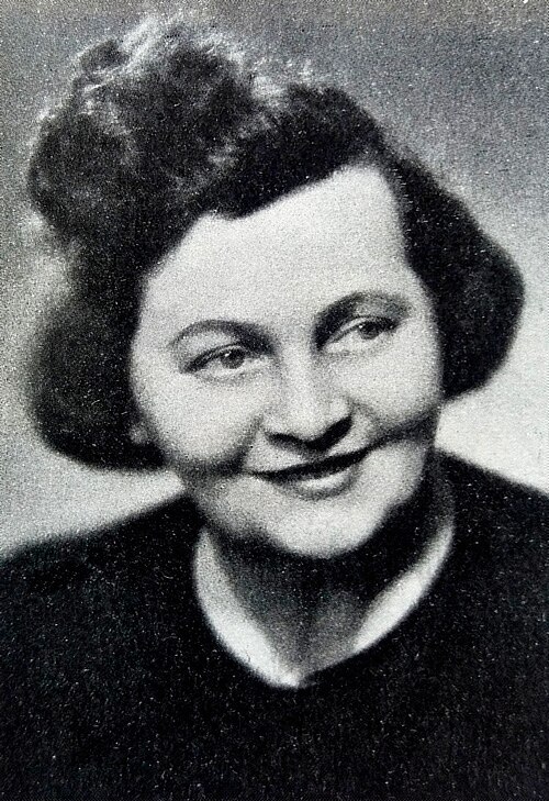 Элла Ноллова