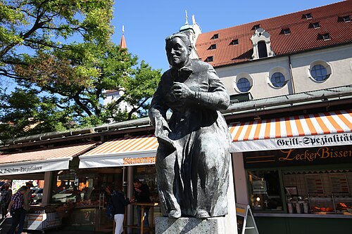 Элиза Аулингер
