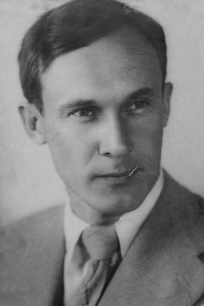 Михаил Карюков