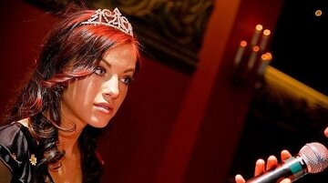 Ксения Разина