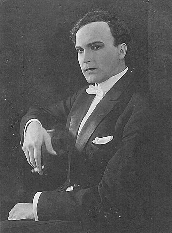 Владимир Гайдаров