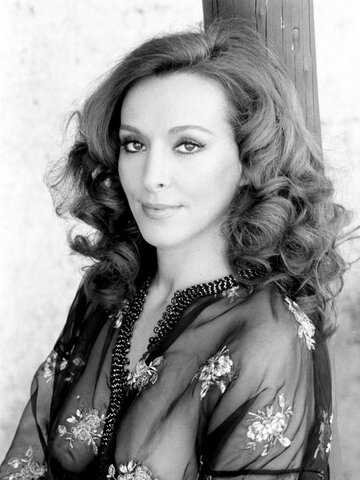 Nieves Navarro