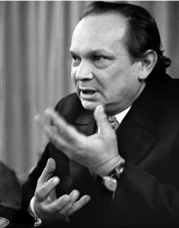 Boriss Bunejev