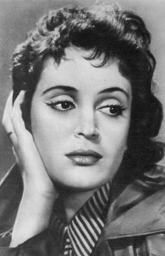 Лия Элиава