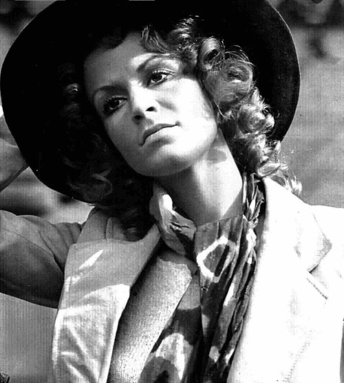 Lucia Poli
