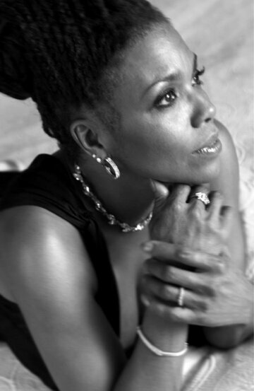 Dee Dee Bridgewater
