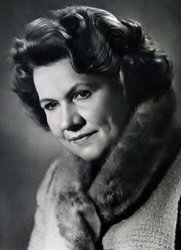 Нина Сазонова