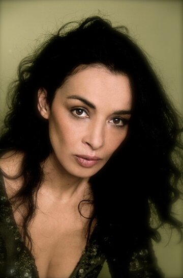 Nozha Khouadra