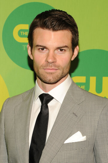Daniel Gillies