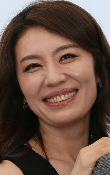 Jo Yoon-hee