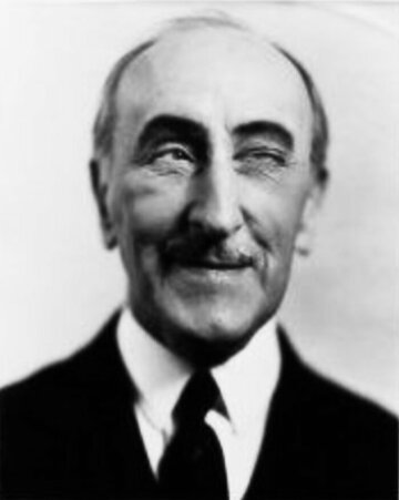 Etienne Girardot