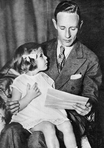 Leslie Howard