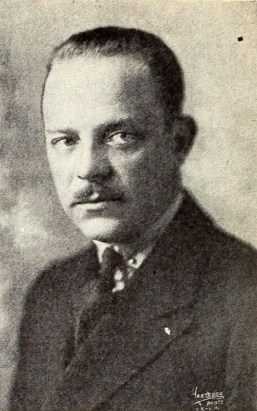 Гарри Бомонт