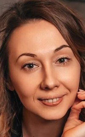 Олена Суміна