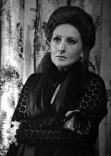Лариса Кадочникова