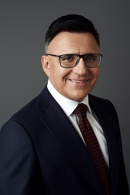 Александр Жаров