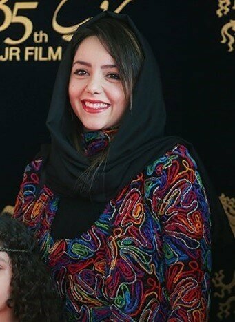 Назанин Баяти