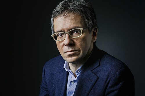 Йен Бреммер