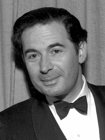 Лео Генн