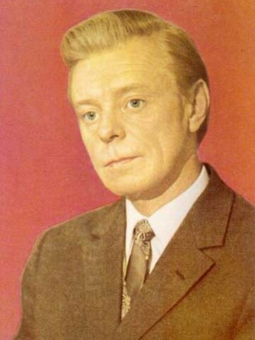 Глеб Стриженов