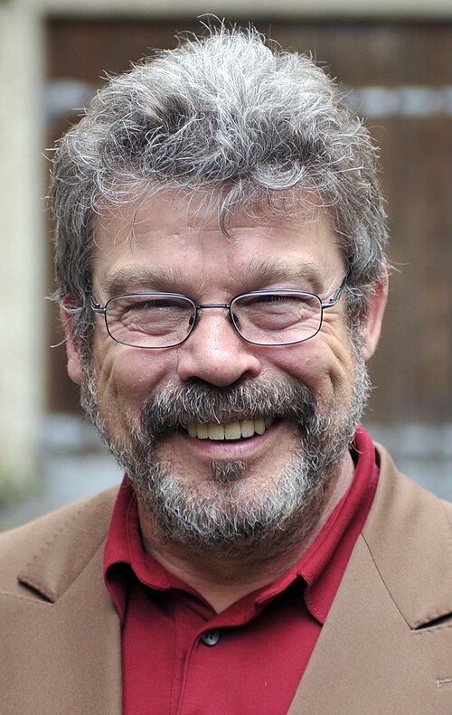 Вернер Азам