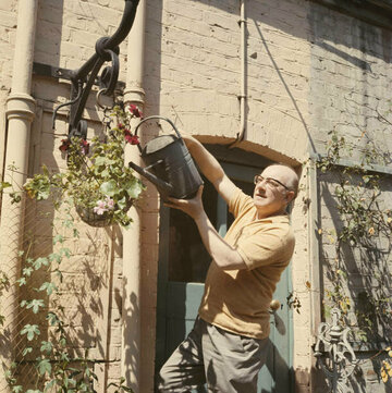 Arthur Lowe