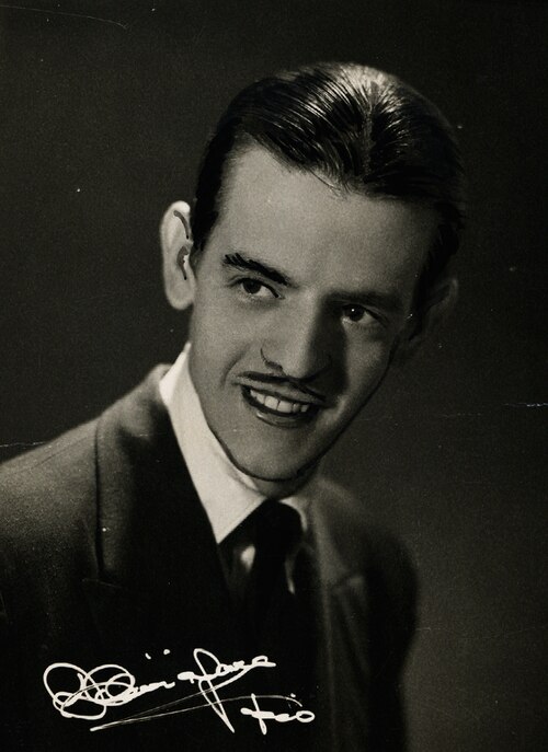 Wilson Grey