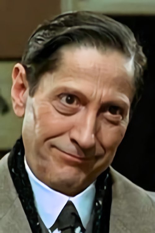 Колин Дживонс