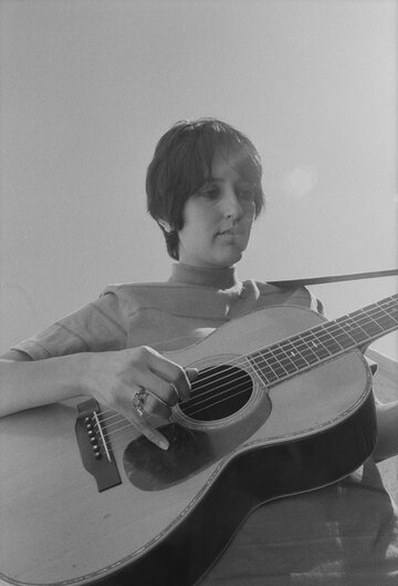 Joan Baez