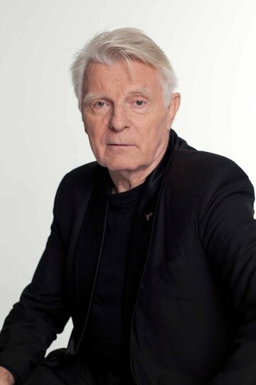 Yuriy Nazarov