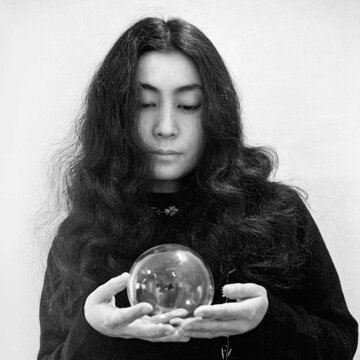 Yoko Ono