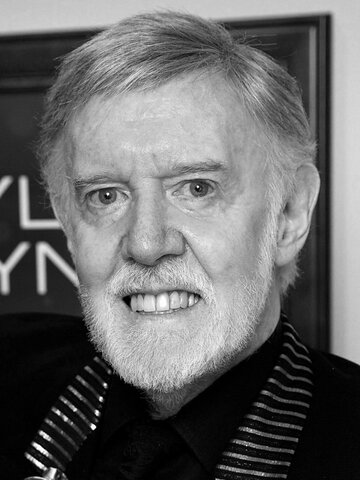 Barry Crocker