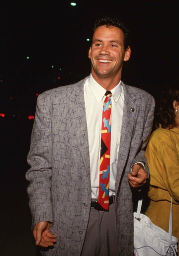 Tom Villard