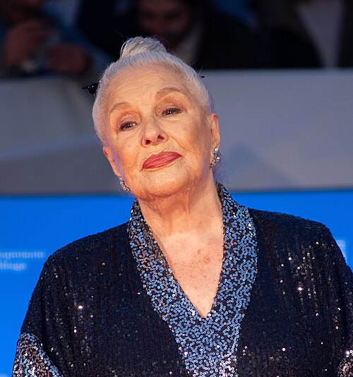 Лола Эррера