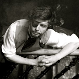 Thom Tuck