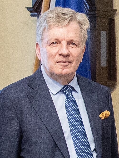 Эско Тапани Ахо